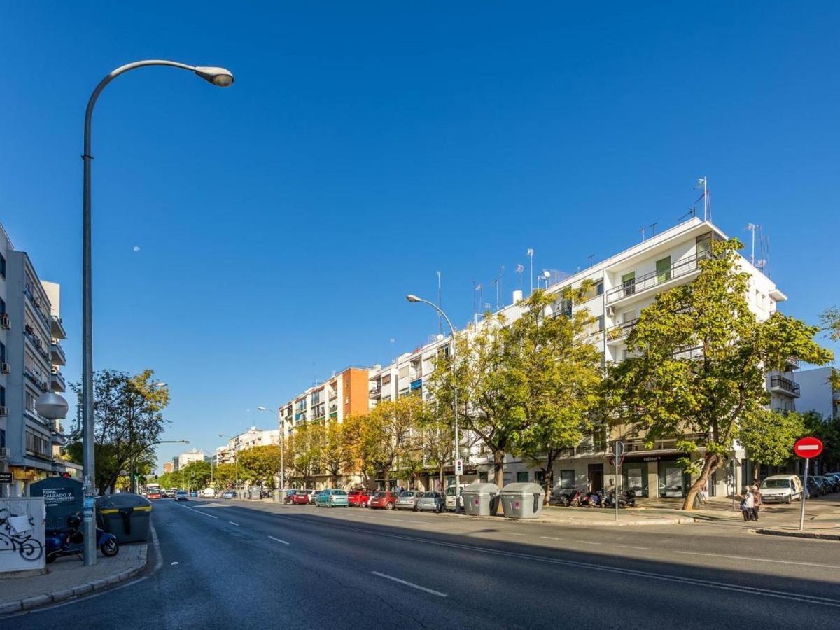 Gran Plaza Home - Vacacional Sevilla Bagian luar foto
